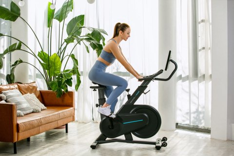 Rower spinningowy, stacjonarny, magnetyczny OVICX Q200X z ekranem dotykowym 15,6" TFT, WIFI bluetooth&app