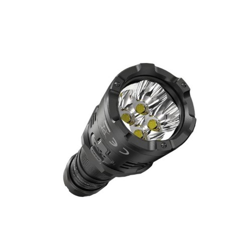 Latarka Nitecore P20iX