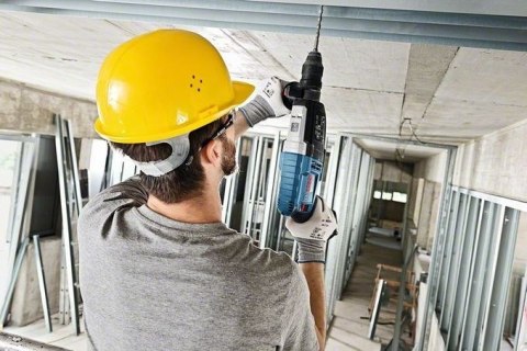 BOSCH MŁOTOWIERTARKA Z OPCJĄ KUCIA 880W 3,2J + DODATKOWY UCHWYT GBH 2-28 F