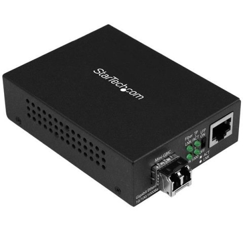 FIBER MEDIA CONVERTER - W/ SFP/IN