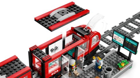 LEGO City 60423 Tramwaj miejski ze stacją