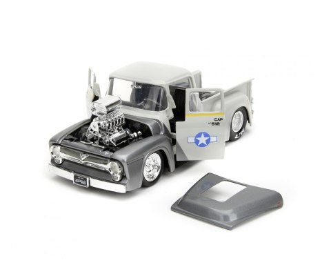 Auto Street Fighter 1956 Ford Pickup z figurką Guile 1:24 Simba JADA