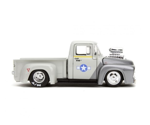 Auto Street Fighter 1956 Ford Pickup z figurką Guile 1:24 Simba JADA