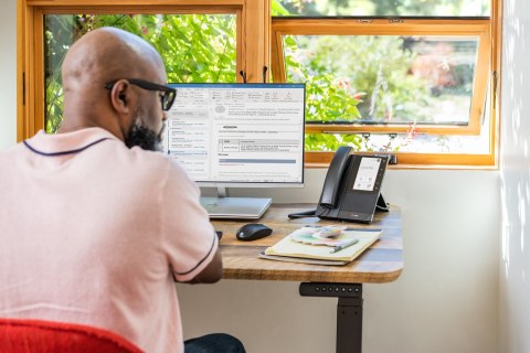 POLY Biznesowy telefon multimedialny CCX 505 do aplikacji Microsoft Teams, z obsługą PoE