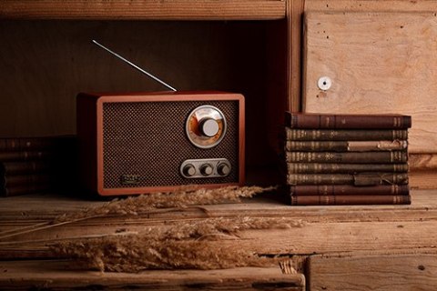 Retro Radio z Bluetooth