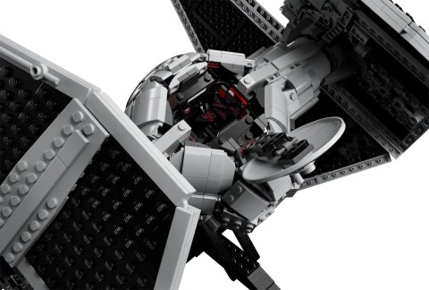 LEGO Star Wars 75382 TIE Interceptor