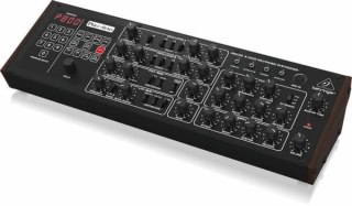 Behringer PRO-800 Syntezator analogowy