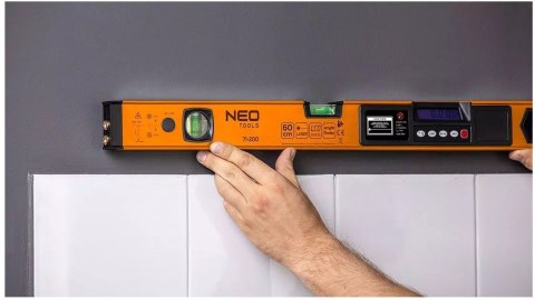 Poziomica Neo Tools z wyświetlaczem elektronicznym i wskaźnikiem laserowym 60 cm