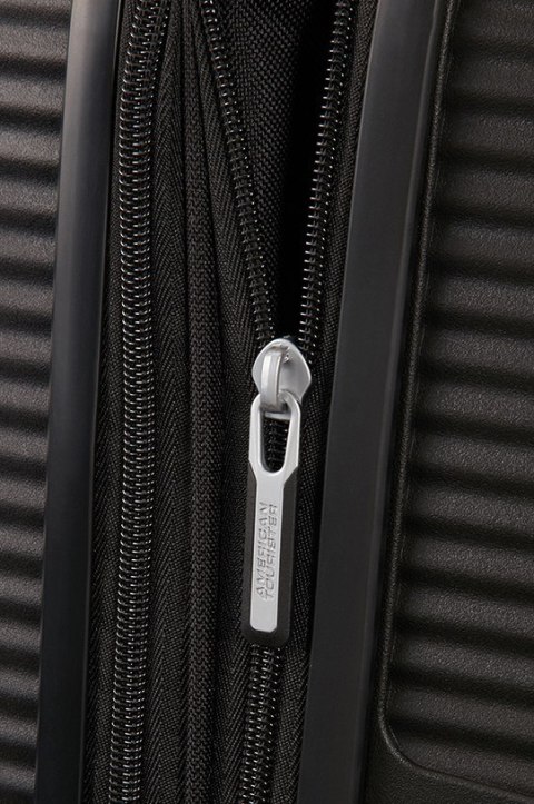 Walizka duża American Tourister Soundbox - bass black