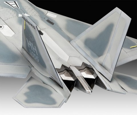 Model do sklejania 1:48 03858 Lockheed Martin F-22A Raptor