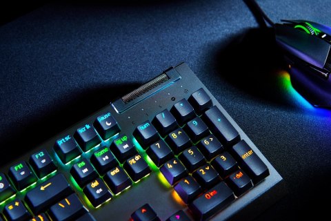 Razer BlackWidow V4 X. Tastatur Formfaktor: Volle Größe (100%), Geräteschnittstelle: USB, Tastatur-Switch: Mechanischer Switch. 