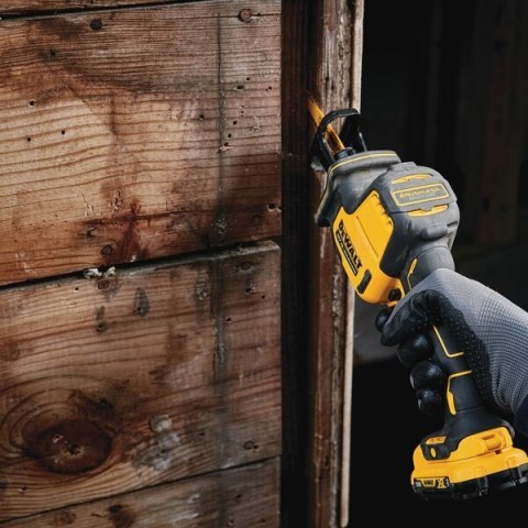 DeWALT DCS312D2-QW piła szablasta 2800 spm Czarny, Żółty