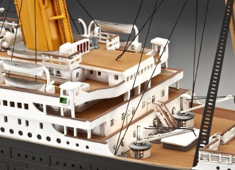 Revell Gift-Set 100 Years TITANIC Model statku pasażerskiego Zestaw montażowy 1:400