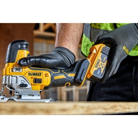 WYRZYNARKA DEWALT DCS335N-XJ