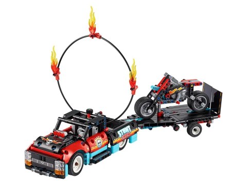 LEGO Technic 42106 - Furgonetka i motocykl kaskaderski