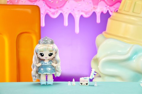 MGA Entertainment Yummiland Large Doll + Lipgloss Pet- Callie Birthday Cake