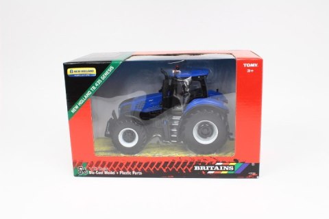 TOMY Britains New Holland T8.435 Genesis 43339 TOMY Britains New Holland T8.435 Genesis 43339
