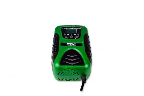 PROSTOWNIK AKUMULATOROWY VOLT POLSKA Z LCD 12V 8A COMPACT GREEN