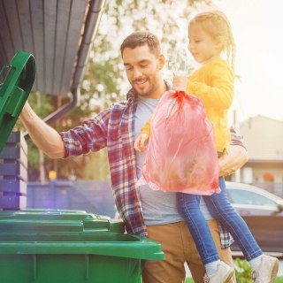 Worki na śmieci zapachowe truskawkowe 60 l 10 szt.